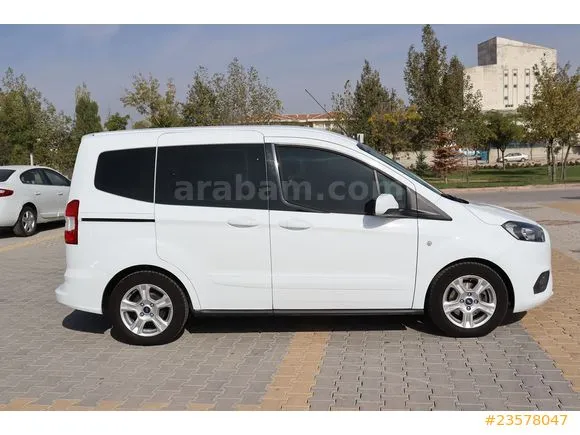 Ford Tourneo Courier 1.5 TDCi Delux Image 6